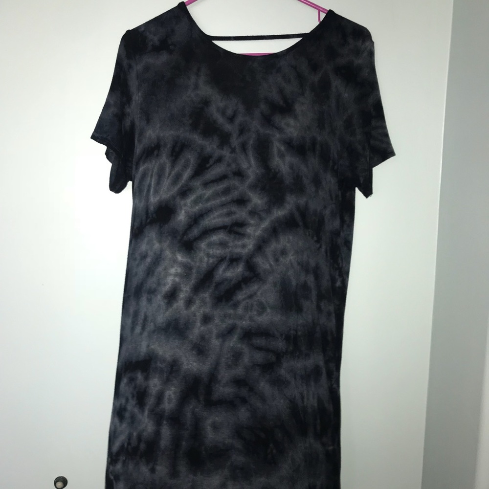 Tie die open back Tshirt dress